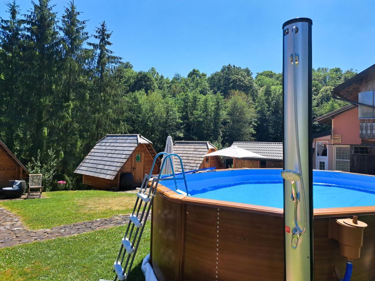 Glamping Naselje Zeleni Turizem Ξενοδοχείο Makole Εξωτερικό φωτογραφία